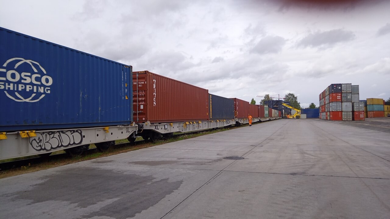 PST CLC Mitsui-Soko has started operating at the combined transport container terminal in Brno