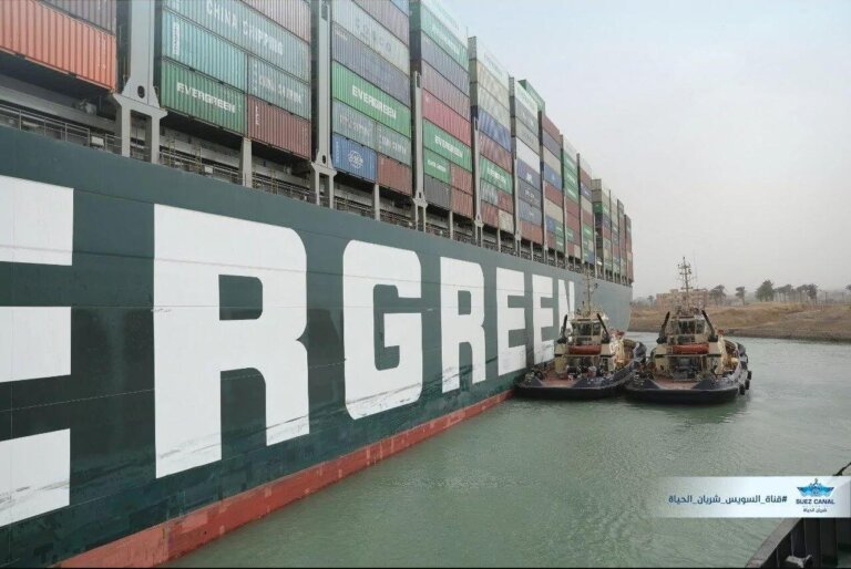 SSL a PST CLC k Suezu: Byla vyhlášena Společná havárie. Egypt loď zablokoval a žádá miliardu dolarů