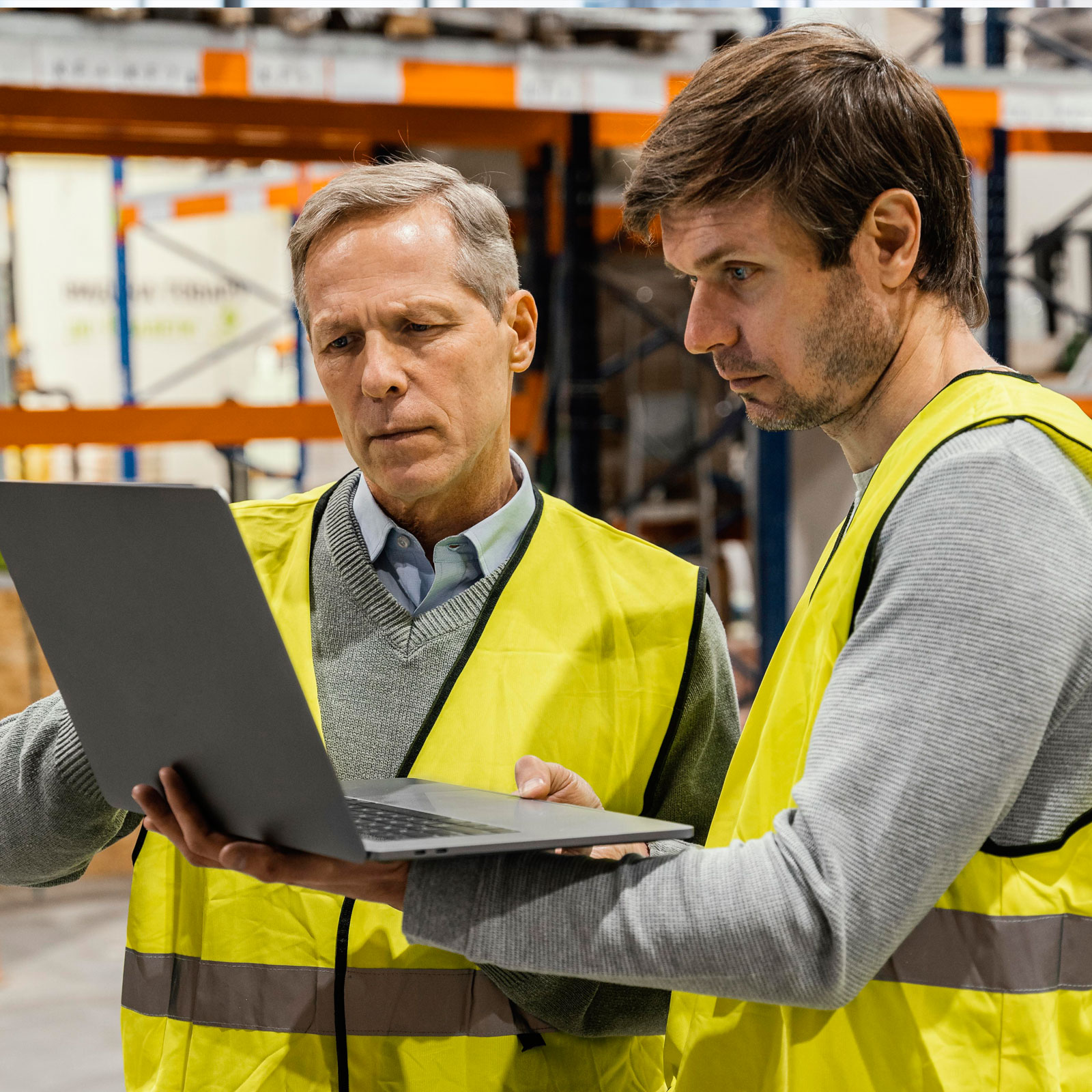 Customs services PST-CLC